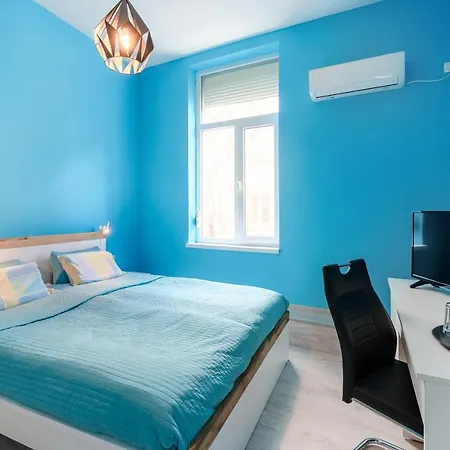 пацо 4* Burgas City